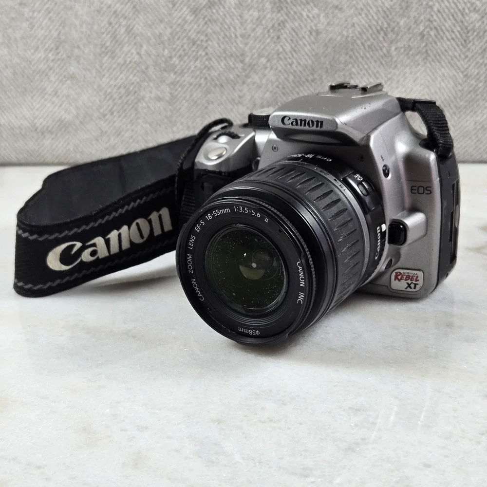 Canon EOS Digital Rebel XT 8.0MP DSLR Camera w/EF-S 18-55mm Lens Battery Charger